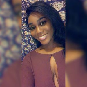 Meet your Posher, Christina